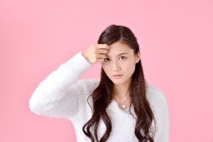 前髪のくせ毛の確実な切り方とは?絶対に失敗しないポイントとは