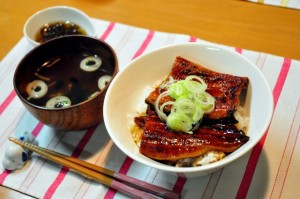 うなぎの温め方 フライパンを使ってふっくらさせる方法