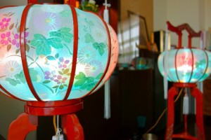盆の提灯の飾り方について｜いつから飾るの？配置や数って？
