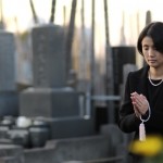 七回忌の服装って女性の場合どのような格好なら良いのでしょう?