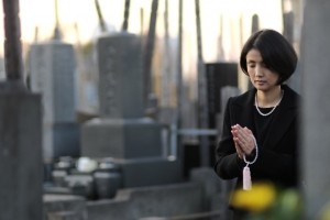 七回忌の服装って女性の場合どのような格好なら良いのでしょう？