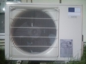 室外機のカバーの効果ってどう？必要なの？電気代は安くなるの？