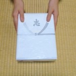 香典返しには何を送るのがマナー違反にならないのでしょう?