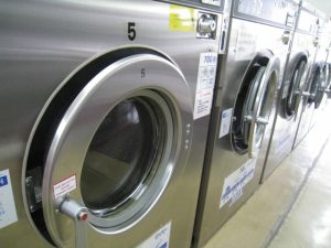 コインランドリーには洗剤はいるの？不要必要どっち？