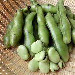 そら豆の皮食べれるんでしょうか?薄皮やさやとかってどうするの?