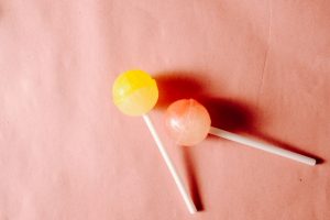 夏の飴の保存について｜溶けるのはしょうがないことなのか？