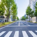横断歩道に歩行者がいる場合止まらないと違反になるの?