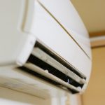 エアコンが効きすぎる部屋にいると病気になるんだろうか?